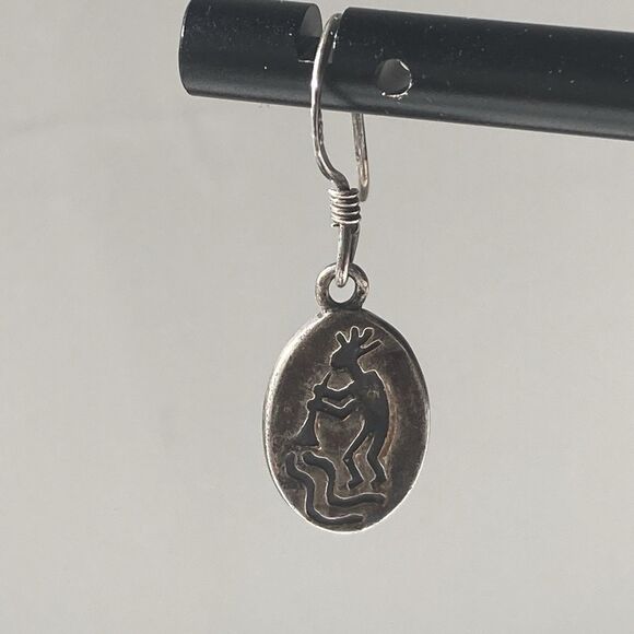 Vintage  Sterling Silver 925 Kokopelli Drop Earrings Fertility Native American - Picture 13 of 14